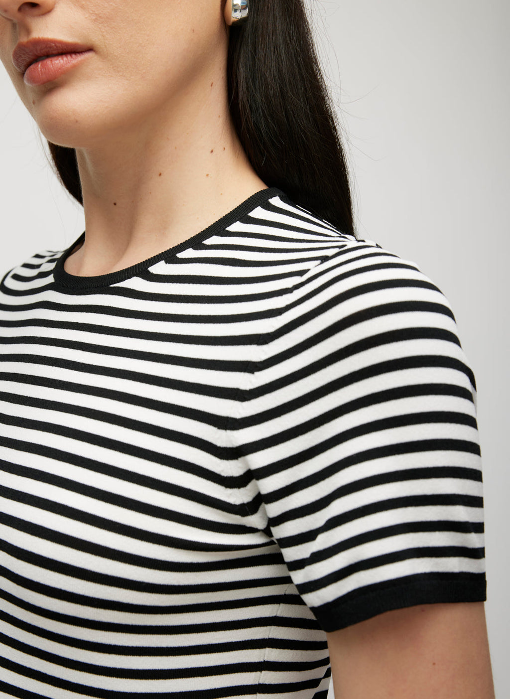 Farrah Slim Fit Short Sleeve Crewneck Sweater